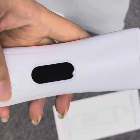 The Sonave scrubber held in hand, switching between its modes
